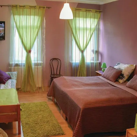 Beautiful In With 6 Bedrooms And Wifi Σπίτι διακοπών